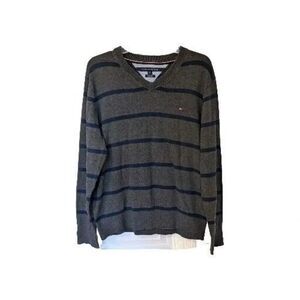 Men's Pre-Owned Size Large Tommy Hilfiger V-Neck Distressed Look Pima Cotton
